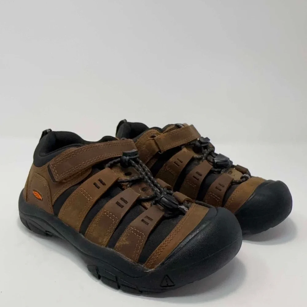 KEEN Newport Neo H2 Youth Size 13 Brown Closed Toe Water Sandals Hiking Shoes
